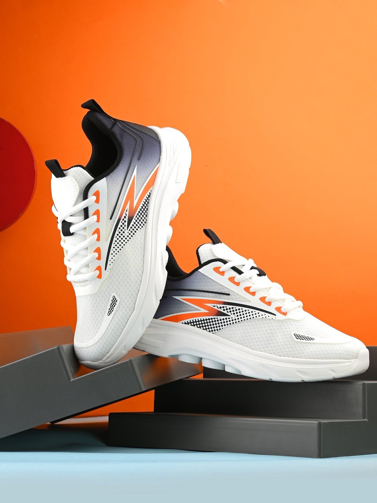 Nature Fit Velocity (White/Black) - Nature Fit